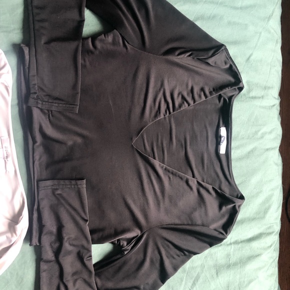 Long sleeved cropped shirts - Picture 3 of 5